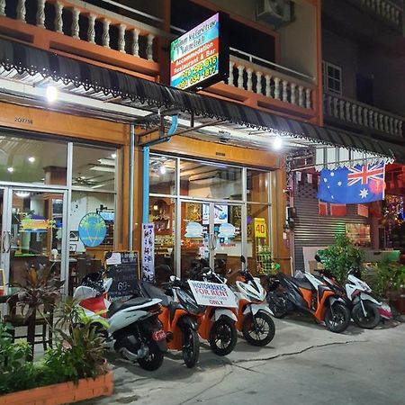 Готель Andaman Sea Patong Екстер'єр фото