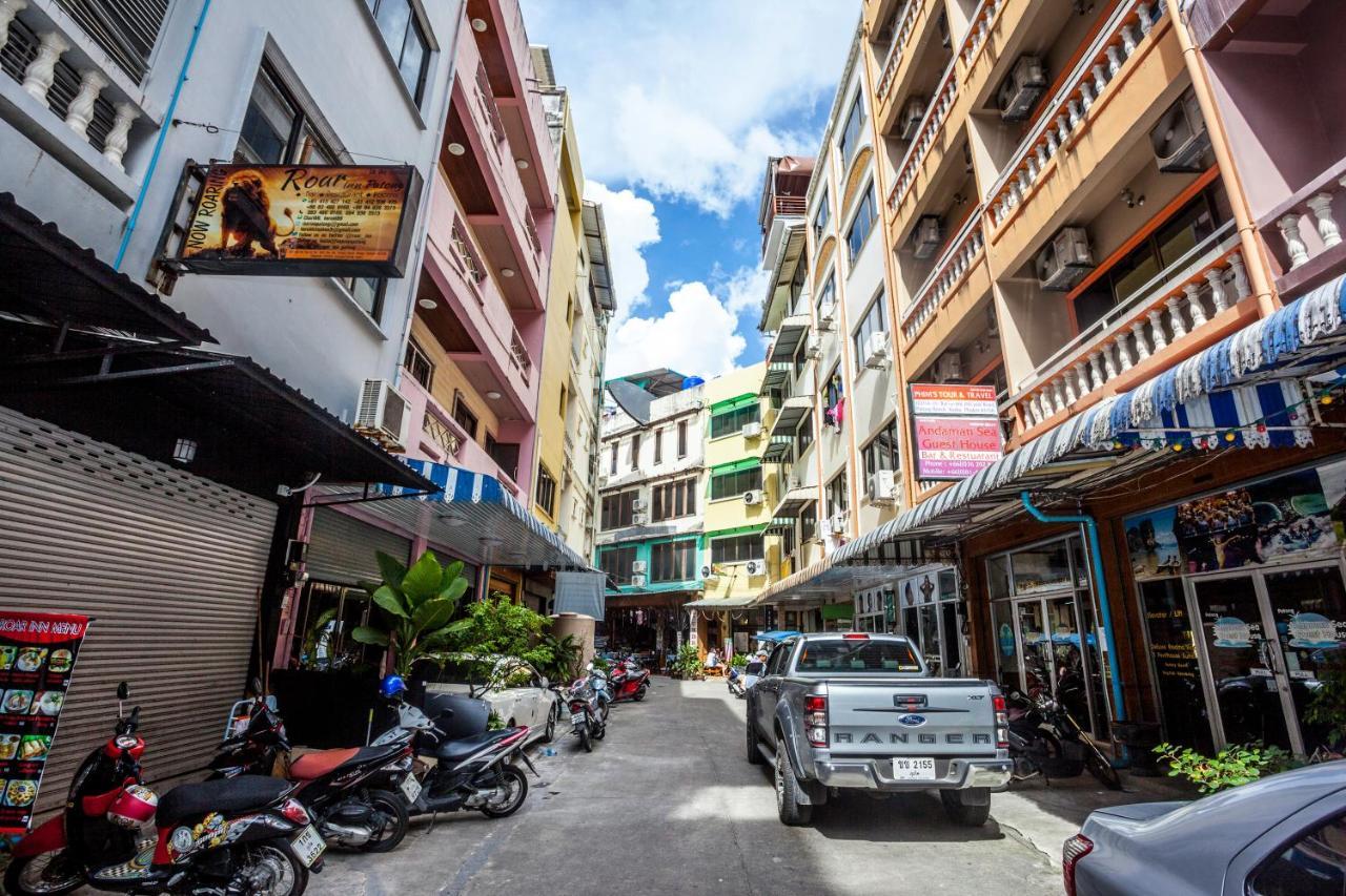 Готель Andaman Sea Patong Екстер'єр фото